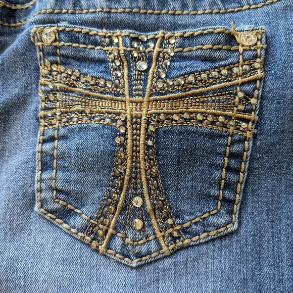 Earl Jeans women's cropped embellishment embroidered size 8 - Picture 7 of 10